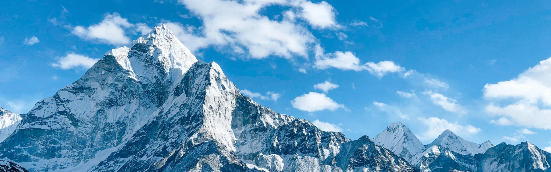 Do You Need to Climb a 7,000m Peak Before Everest in 2027