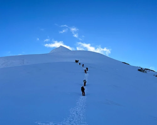 Chulu Peak Ascent