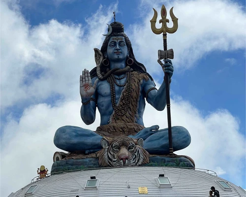 Pumdikot Shiva Statue